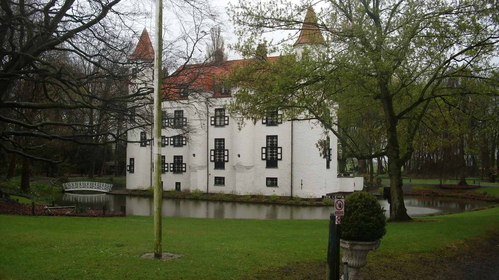 Kasteel Ter Leyen Boekhoute: logeren in een kasteel